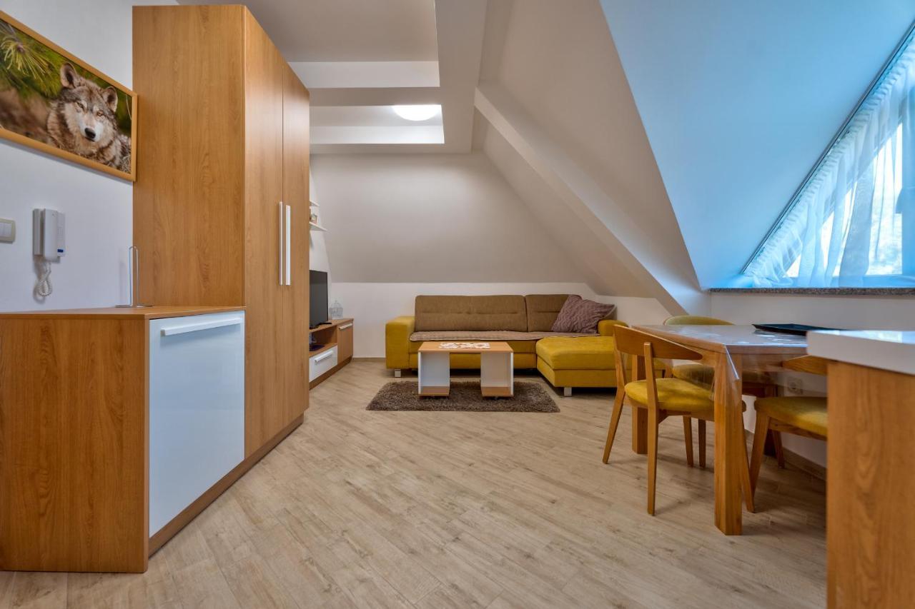 Lovac Apartment *