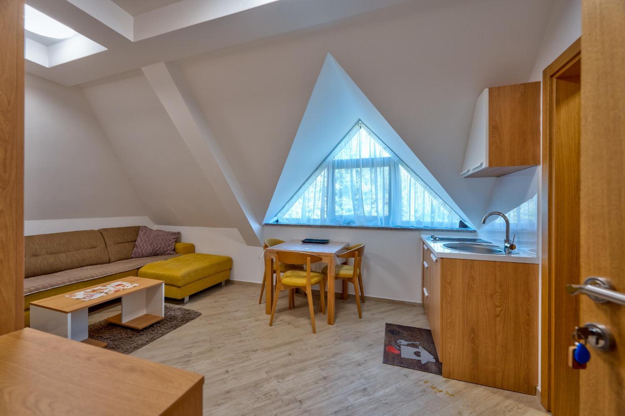 Lovac Apartment Zlatibor